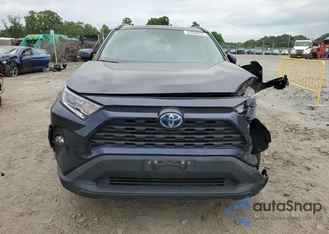 2021 Toyota Rav4 Xle z USA, uszkodzony, nr VIN 4T3R6RFV0MU027486
